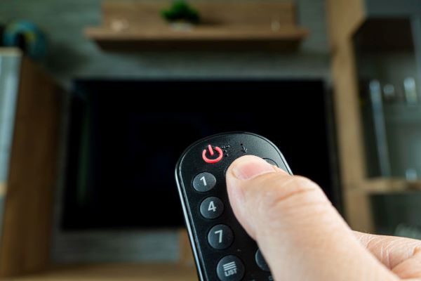 Fernseher, PC, und andere Geräte Ausschalten