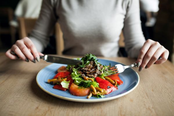 Kleinere Mahlzeit Portionen