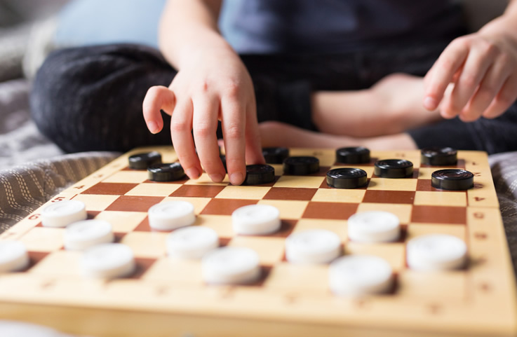 Gesellschaftsspiele wie Mühle