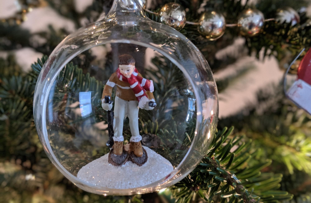 Besonderer Weihnachtsbaumschmuck zur Weihnachtszeit: