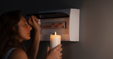 Längerer Stromausfall: Diese Maßnahmen solltest du vorher treffen