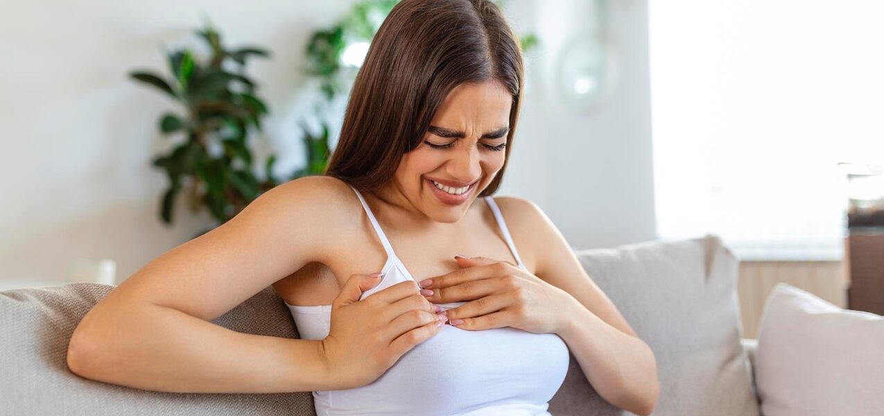Brustwarzen schmerzen: Tipps und Hilfe bei Brustwarzenschmerz