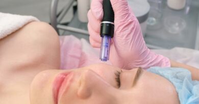 Hydro-Peeling vs. Micro-Needling: Nutzen & Risiken