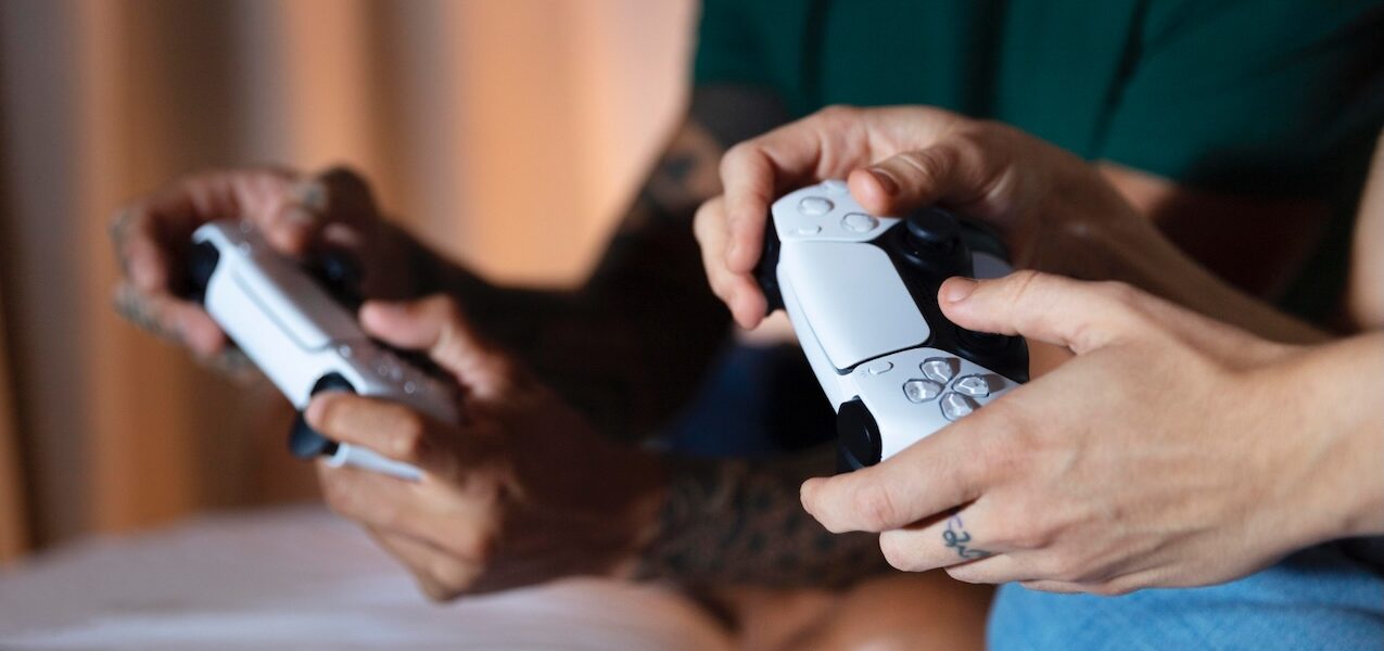 Konsole im Hotel‑WLAN: So klappt Remote‑Play ohne Lags