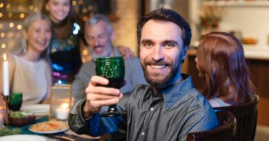 Single auf Familienfeiern? - So geht man am besten damit um