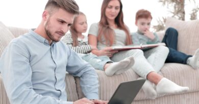 Handy, Tablet, Konsole: So setzt man sinnvolle Medienregeln in der Familie